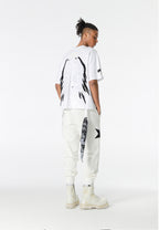 Camiseta Wings de corte relajado con estrellas frontales y doble parche de alas en la espalda | MWM [PS_COLORS:WHITE]