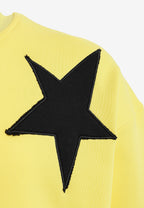 Sudadera Wings de corte relajado con estrellas frontales y doble parche de alas en la espalda | MWM [PS_COLORS:YELLOW]