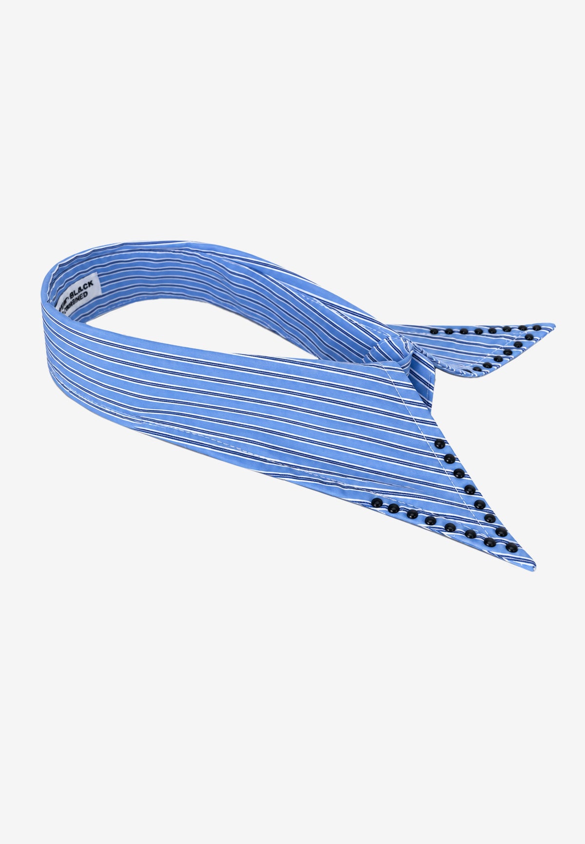 Sobrecuello de camisa con tachuelas | MWM [PS_COLORS:BLUE]