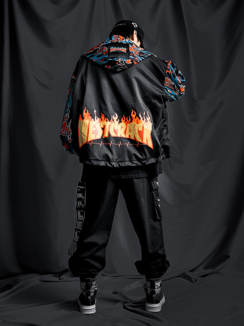 NESTCRACK JACKET