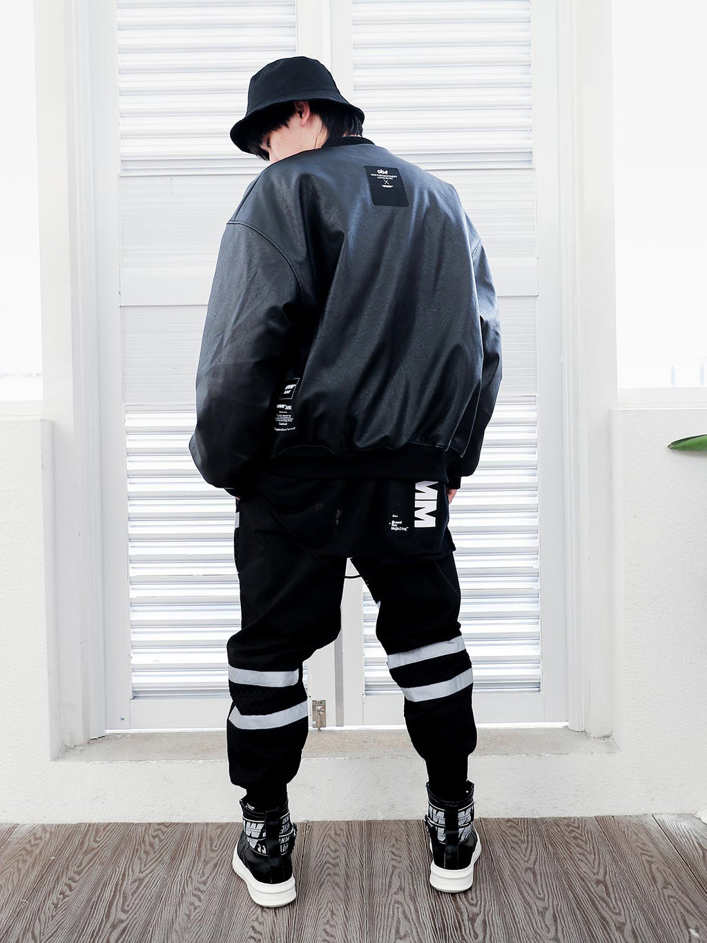 BASIC JACKET