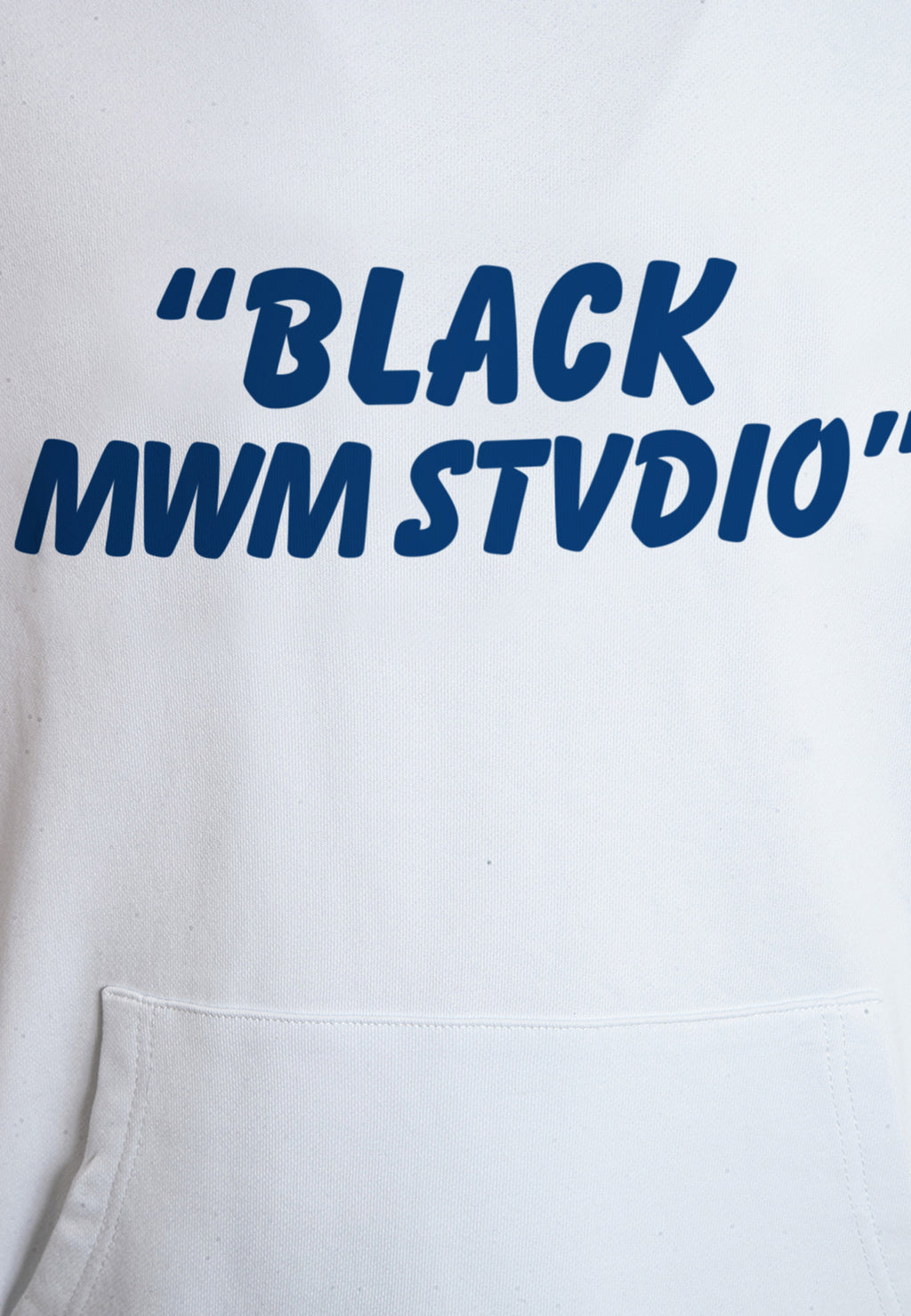 Sudadera con capucha y alas bordadas | MWM