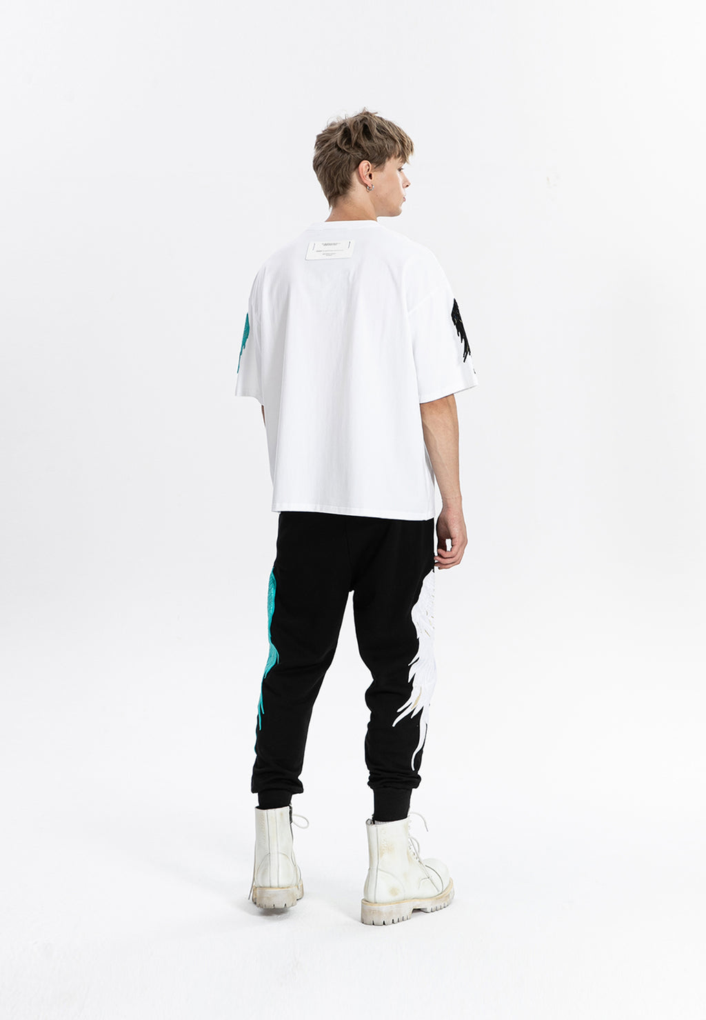 MWM EMBROIDERED WINGS T-SHIRT