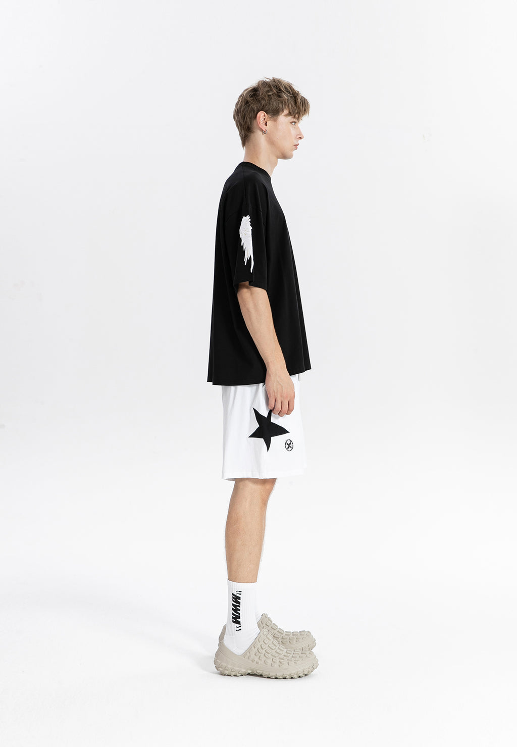 MWM EMBROIDERED WINGS T-SHIRT