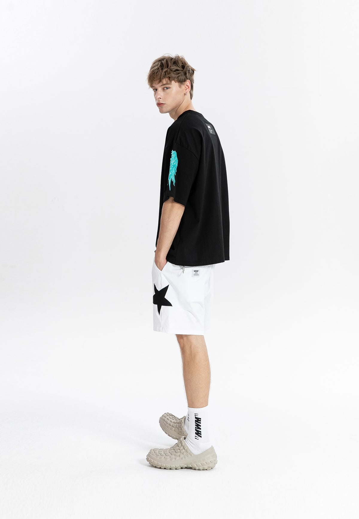 MWM EMBROIDERED WINGS T-SHIRT