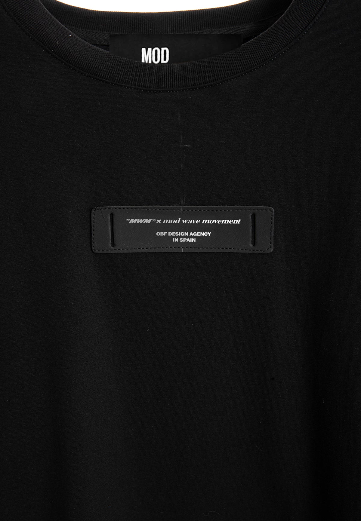 Camiseta de alas bordadas | MWM