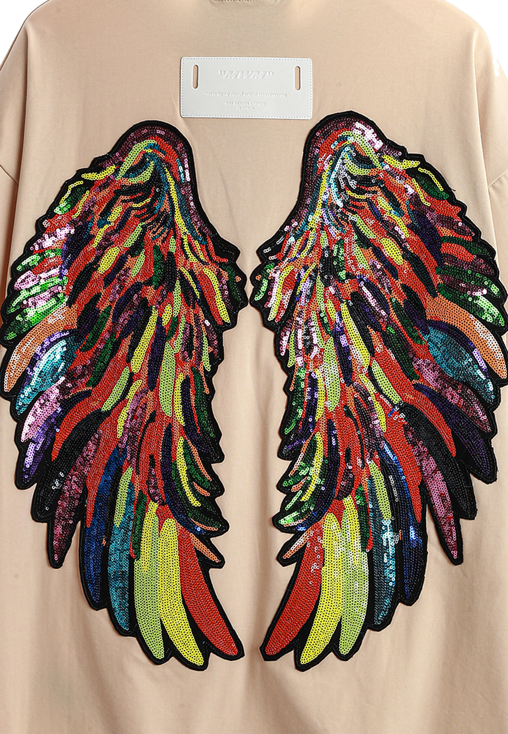 Camiseta con alas bordadas y lentejuelas | MWM
