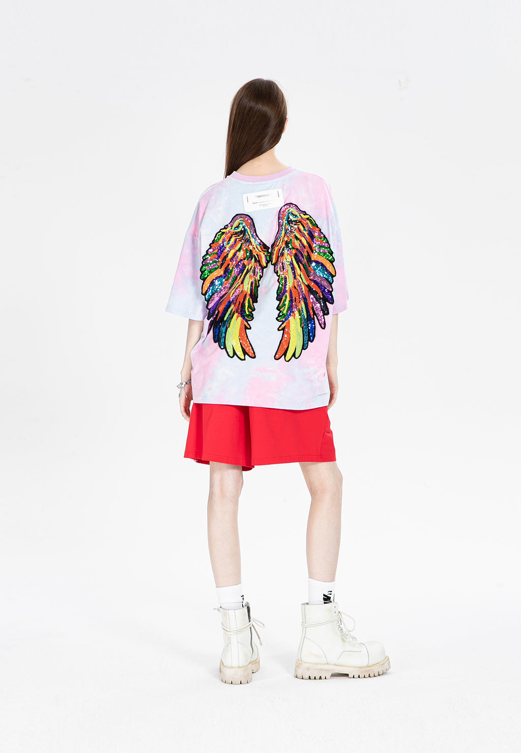 Camiseta con alas bordadas y lentejuelas | MWM
