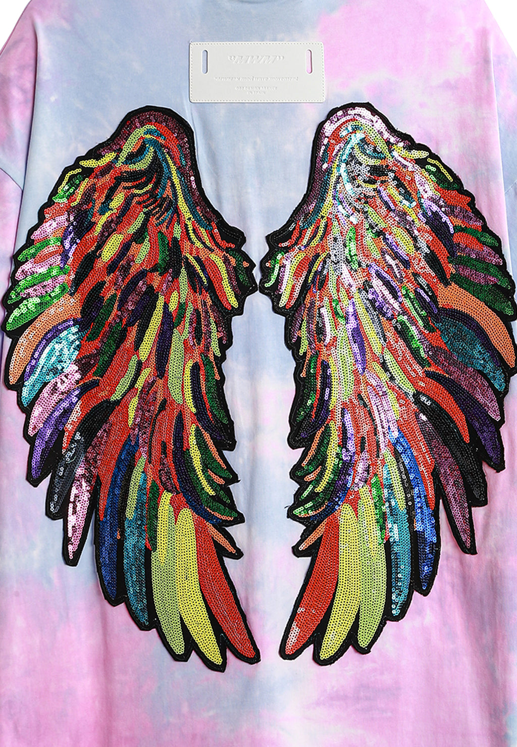 Camiseta con alas bordadas y lentejuelas | MWM