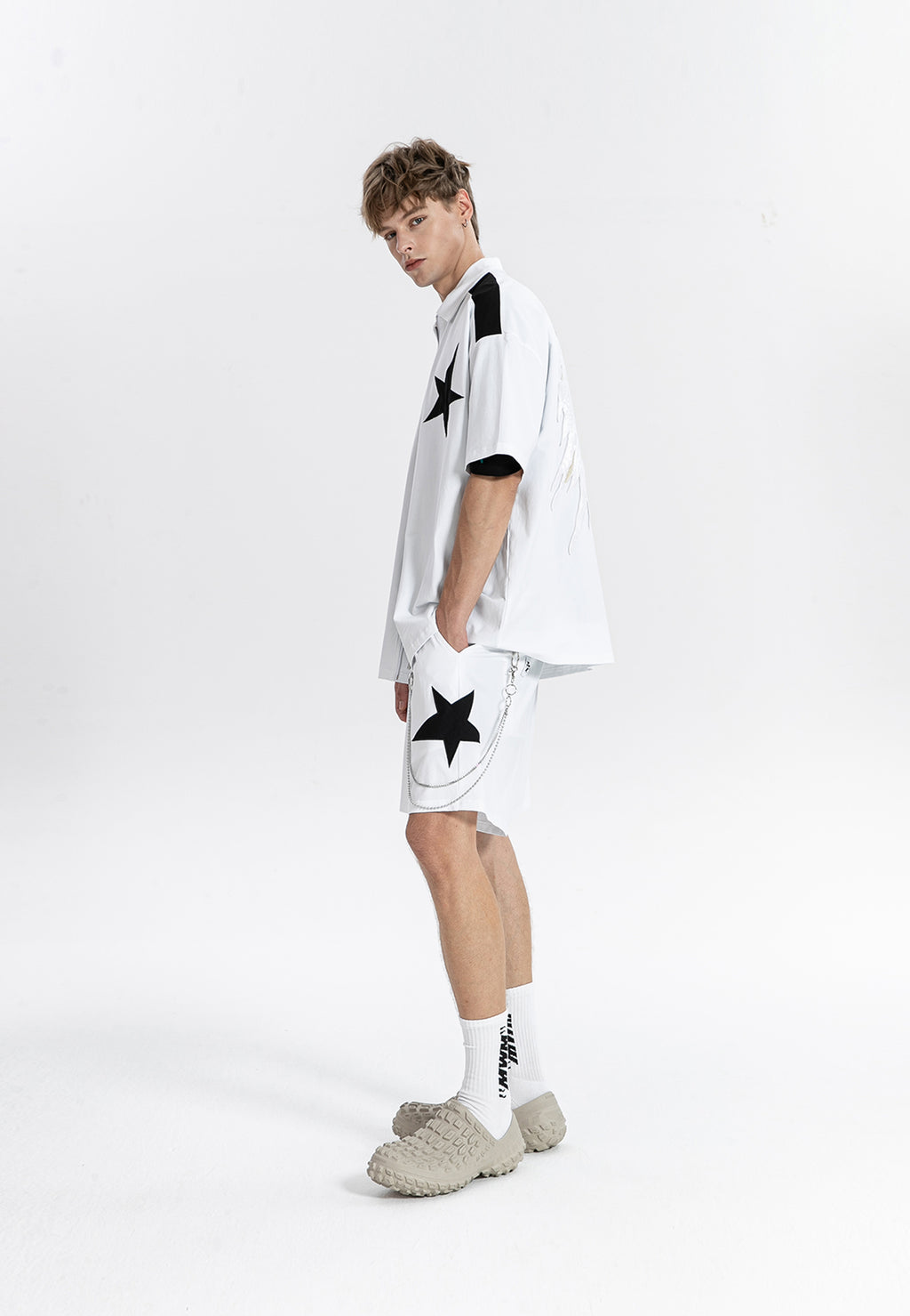 Bermuda Wings con Estrellas y Cadena | MWM