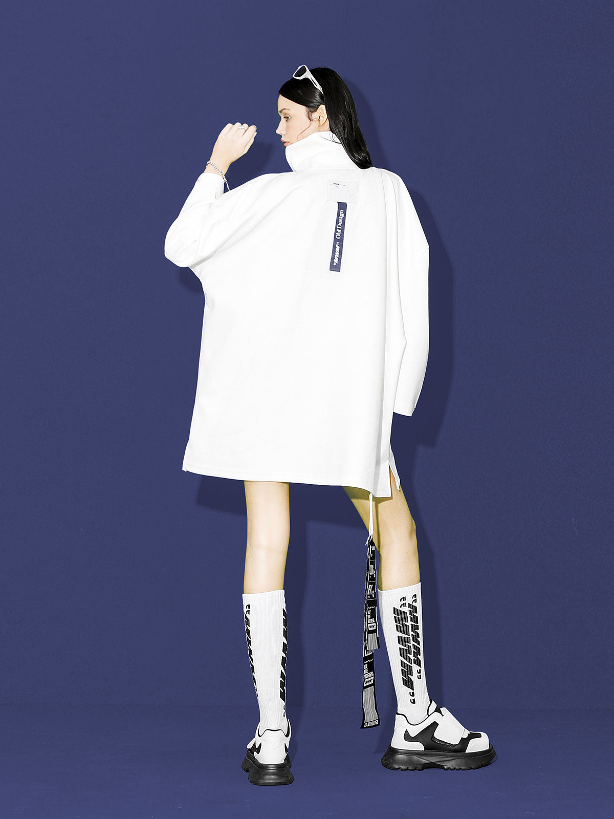 SUDADERA OVERSIZE