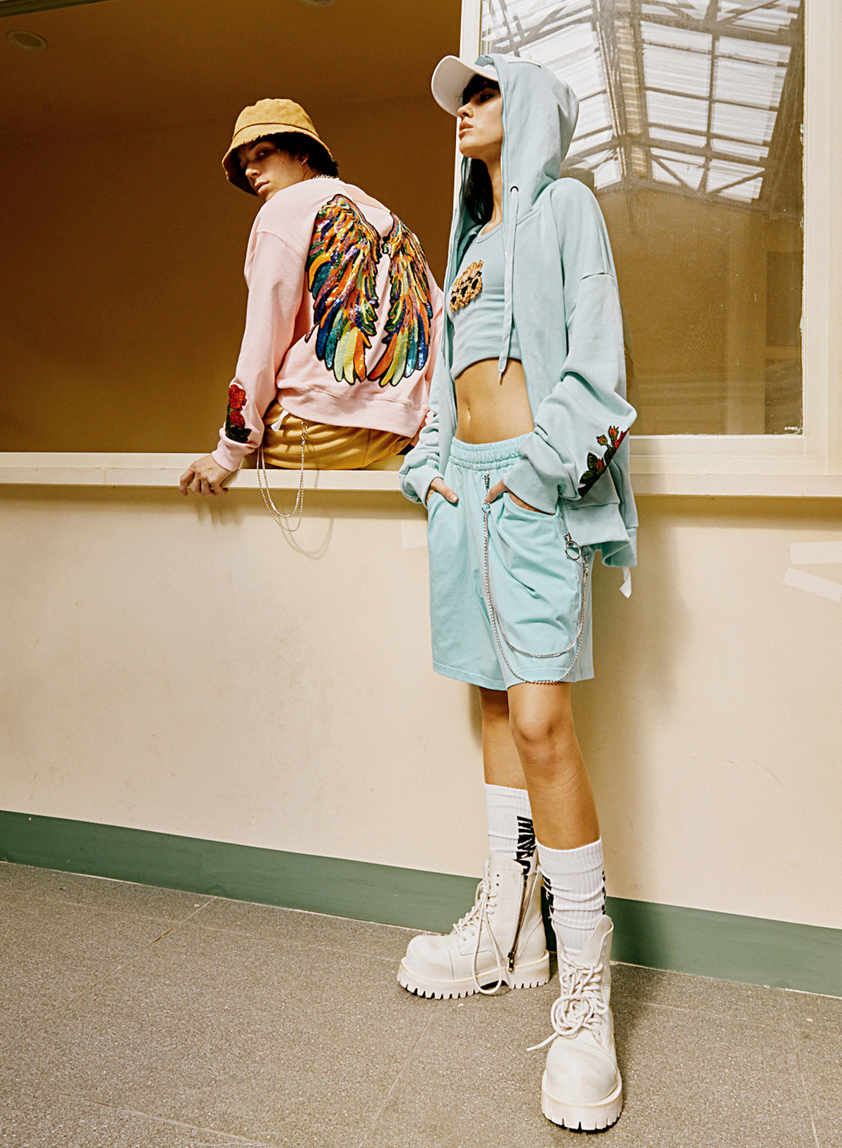 BERMUDA SHORTS WITH CHAIN MWM