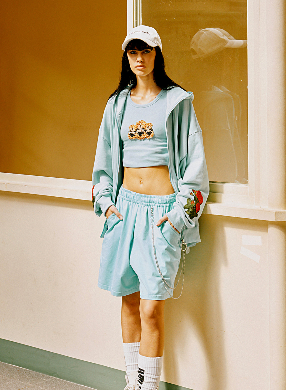 BERMUDA SHORTS WITH CHAIN MWM