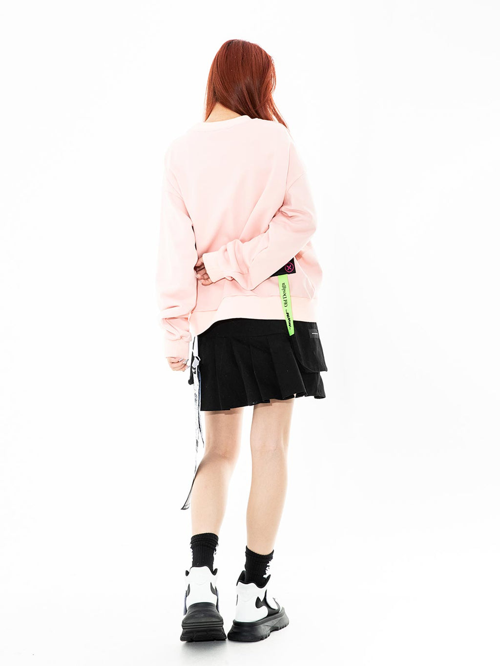 SUDADERA LOGO MWM BORDADO