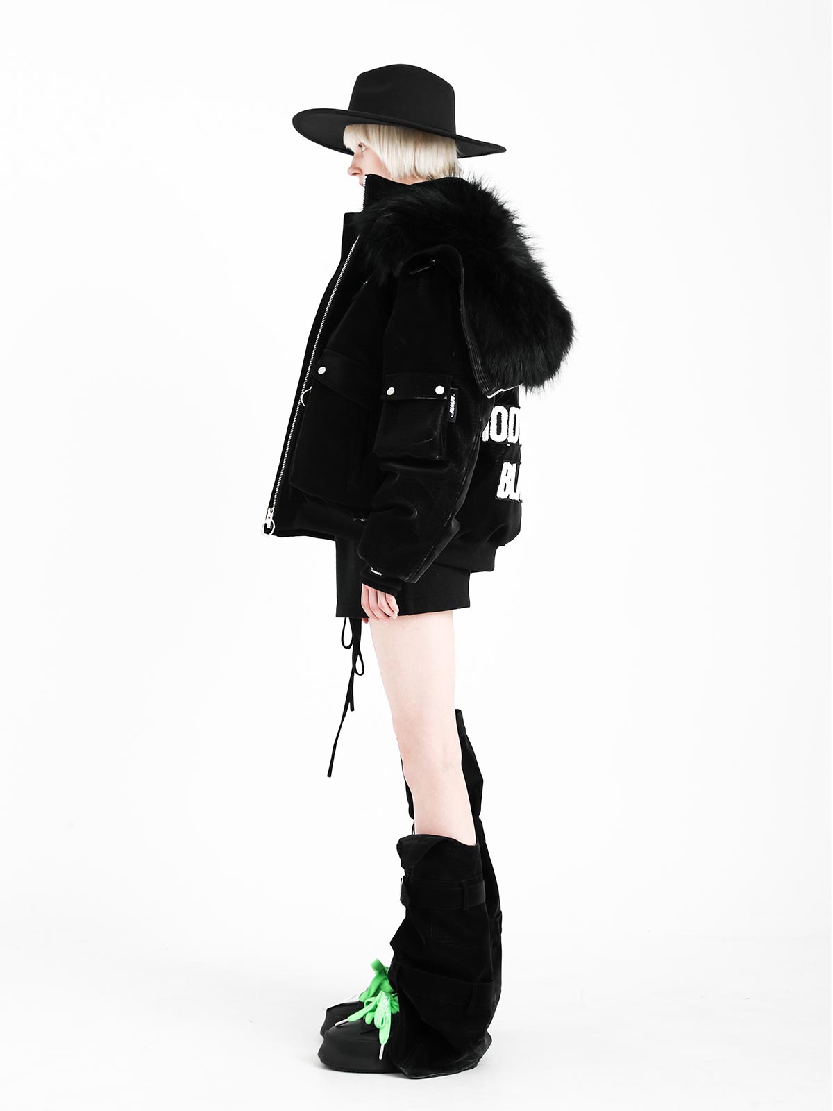 DOWN JACKET
