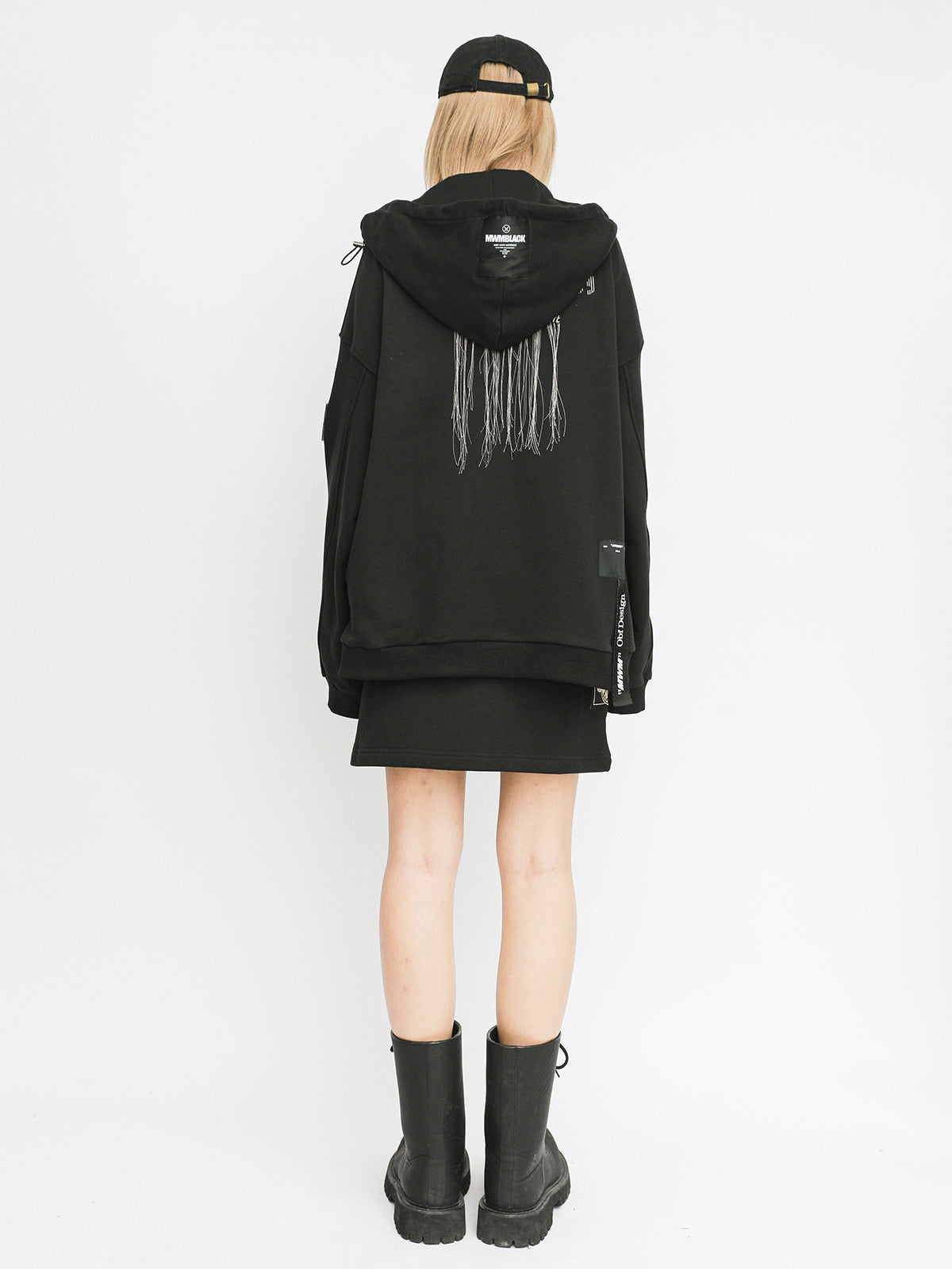 SUDADERA CON CAPUCHA