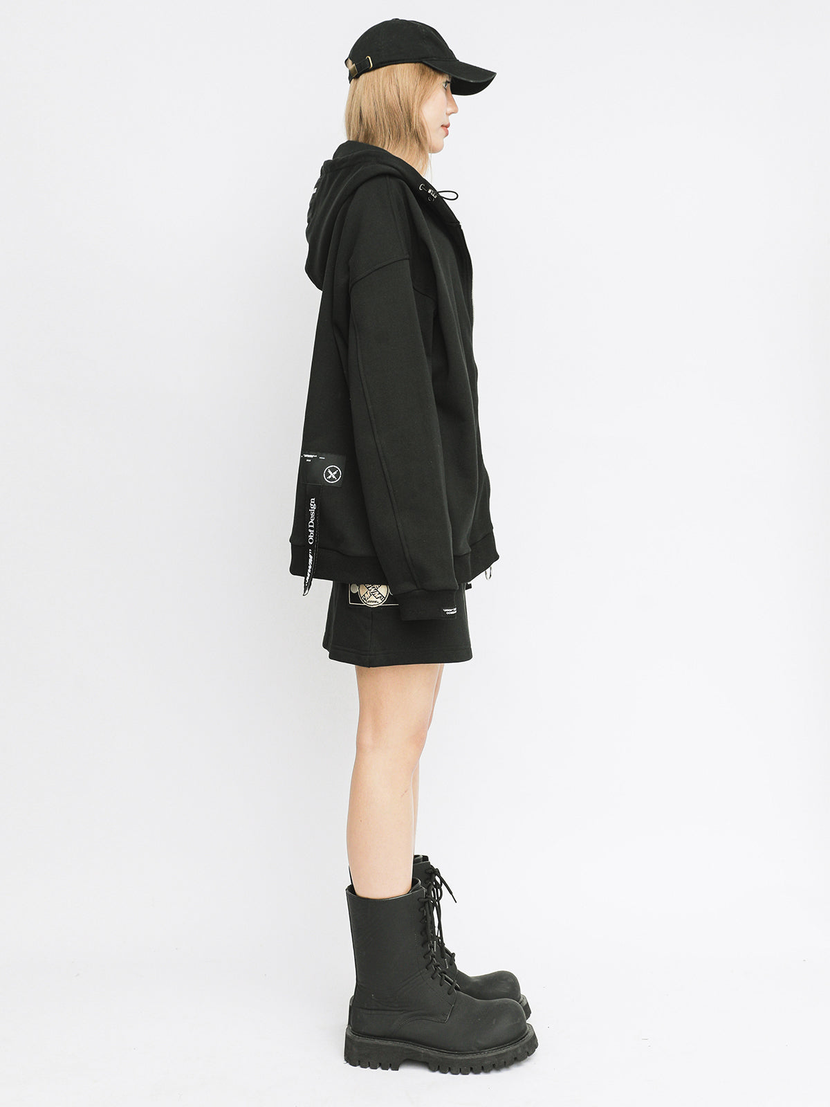 SUDADERA CON CAPUCHA