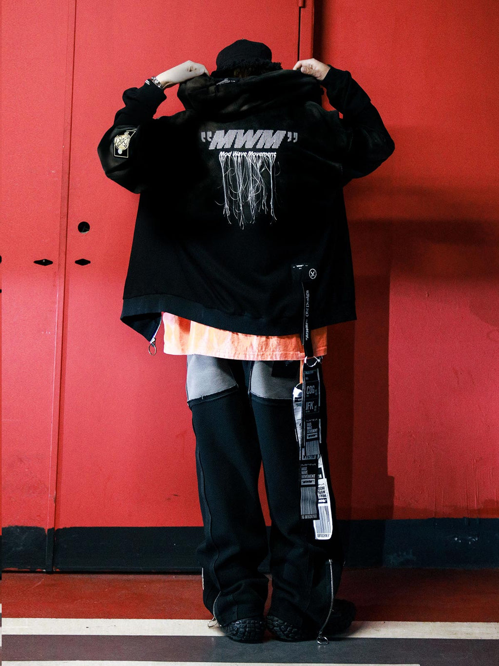 SUDADERA CON CAPUCHA