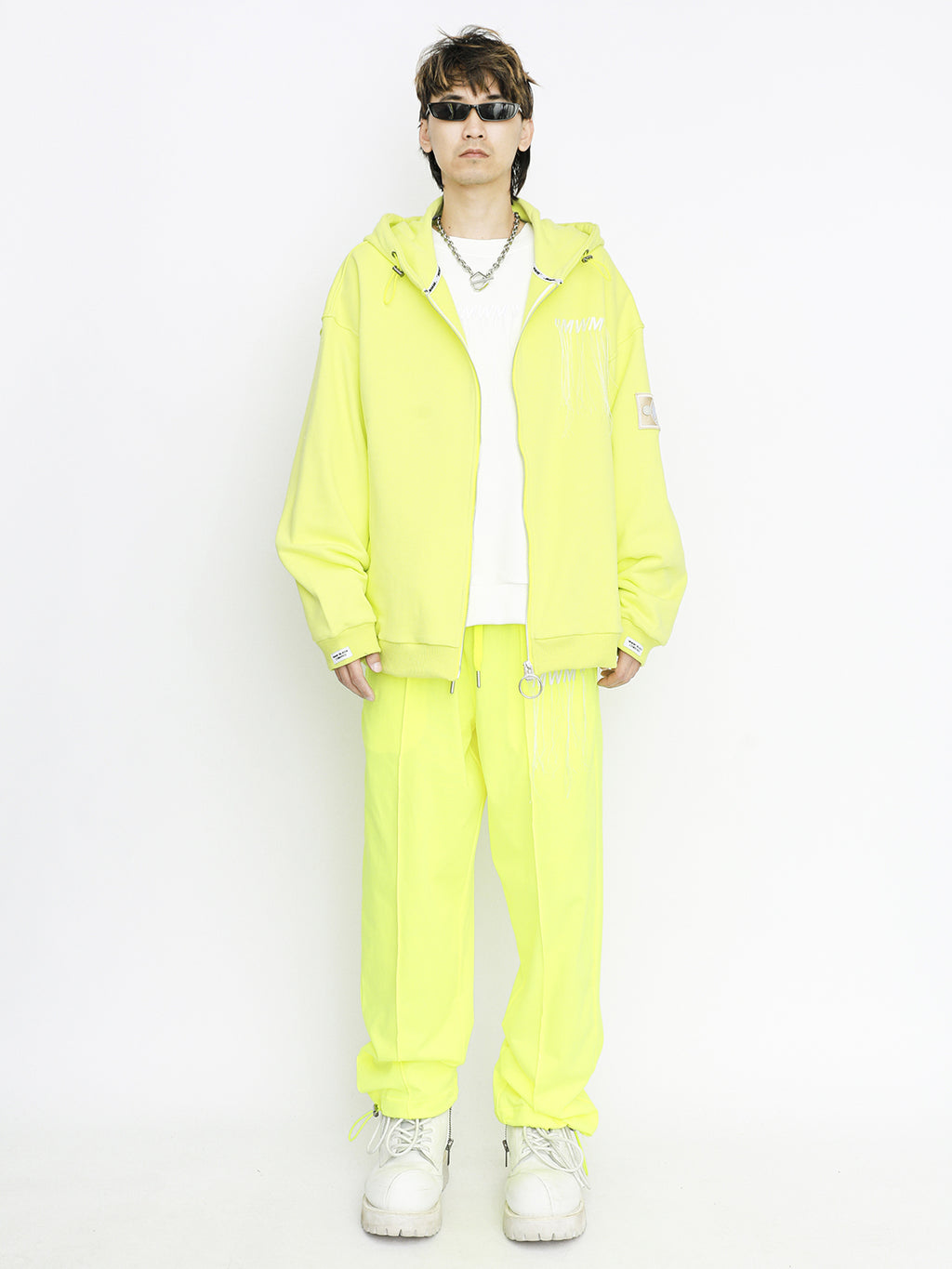 SUDADERA CON CAPUCHA
