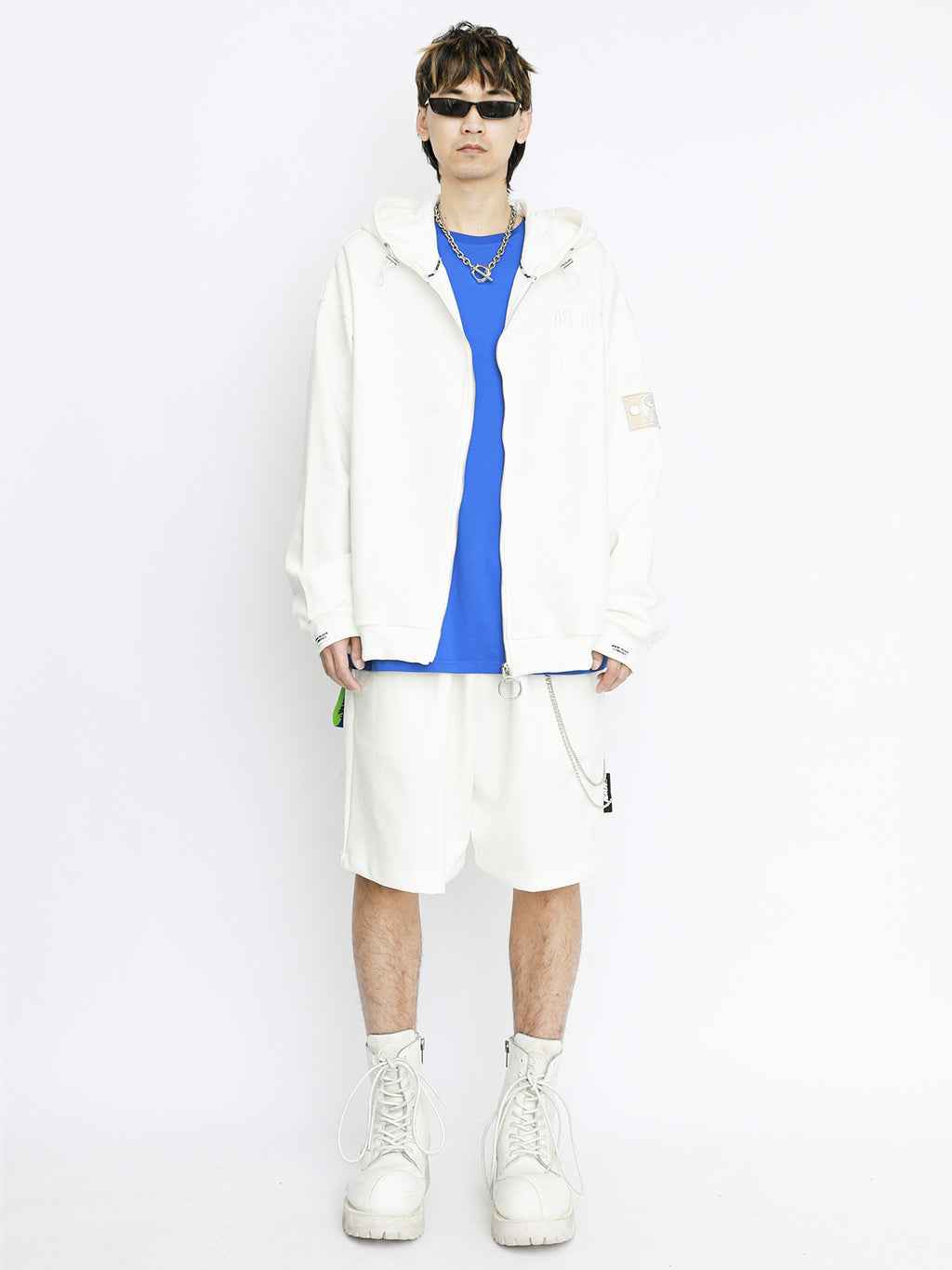 SUDADERA CON CAPUCHA