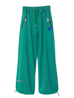 GREEN