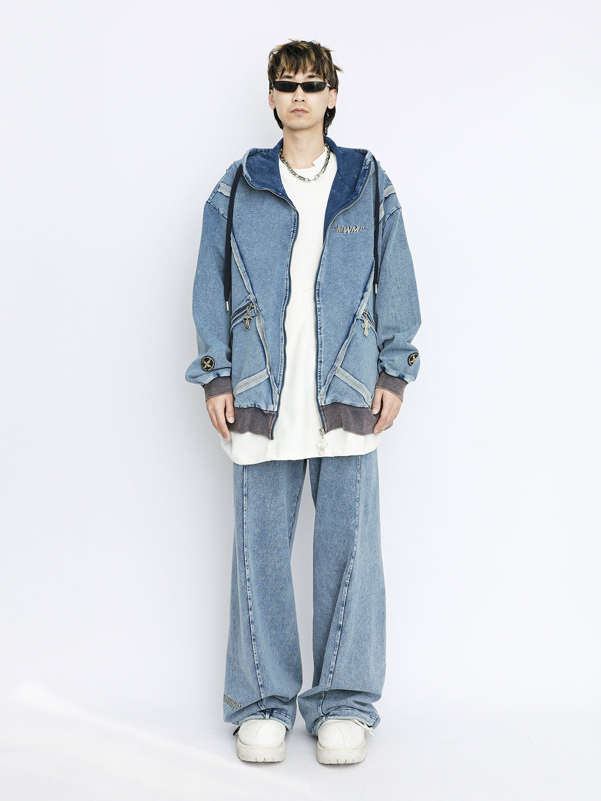 SUDADERA CON CAPUCHA
