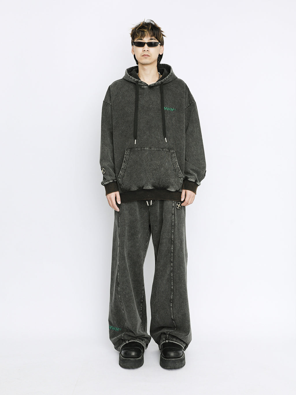 SUDADERA CON CAPUCHA