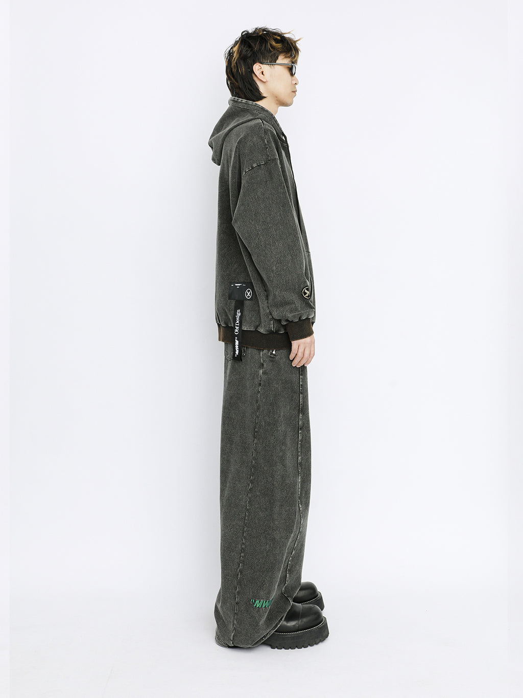 SUDADERA CON CAPUCHA