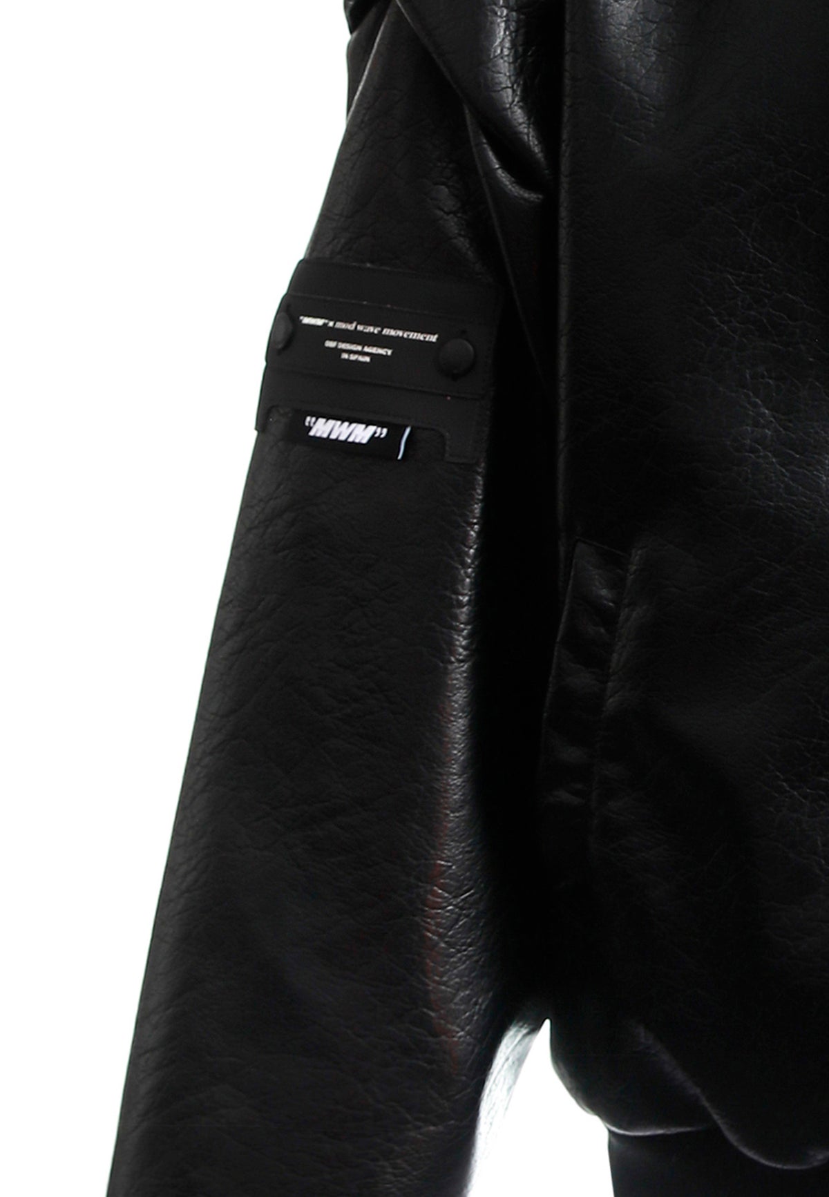 CHAQUETA CON CAPUCHA MWM