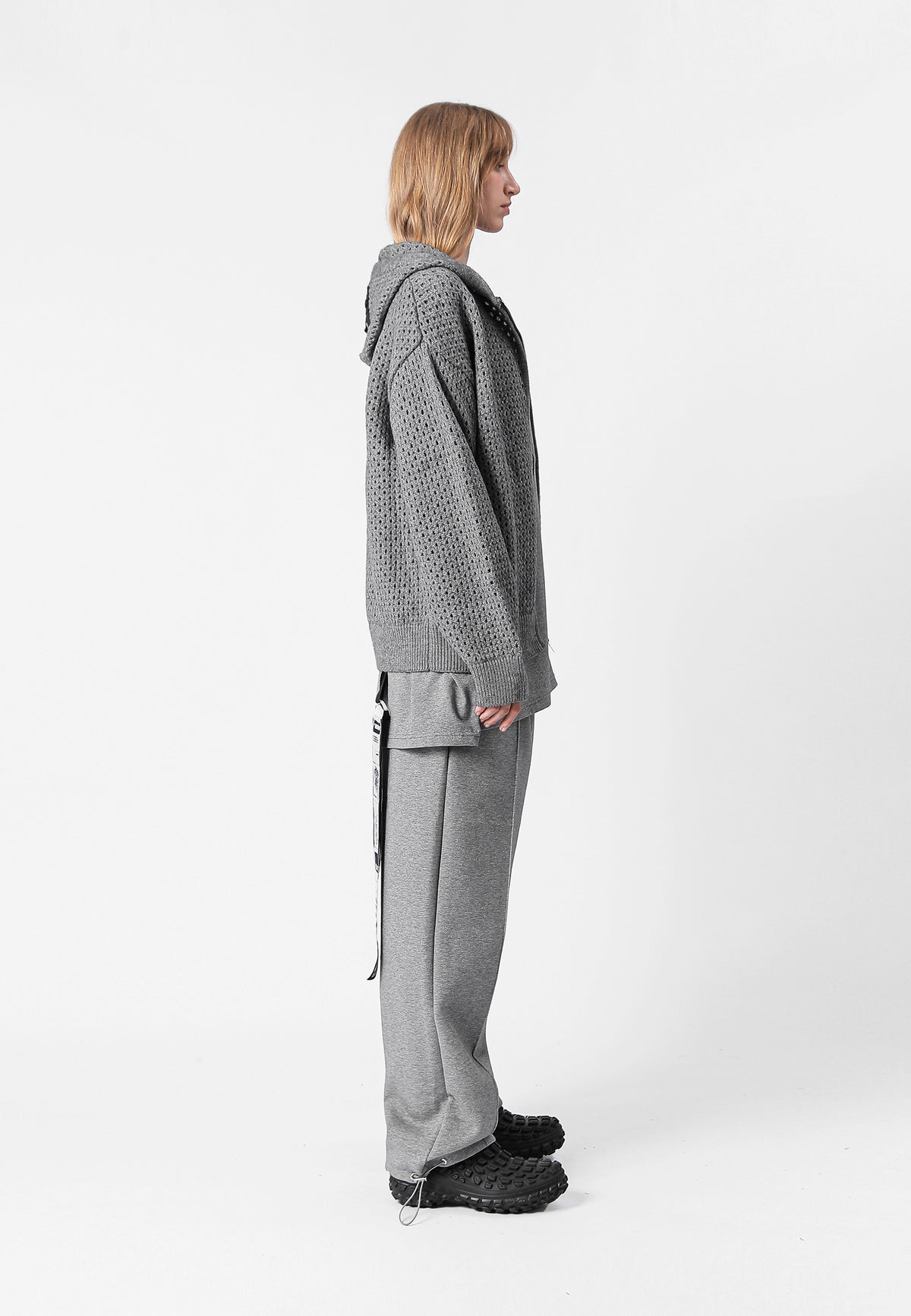 SUDADERA DE PUNTO CON CAPUCHA MWM