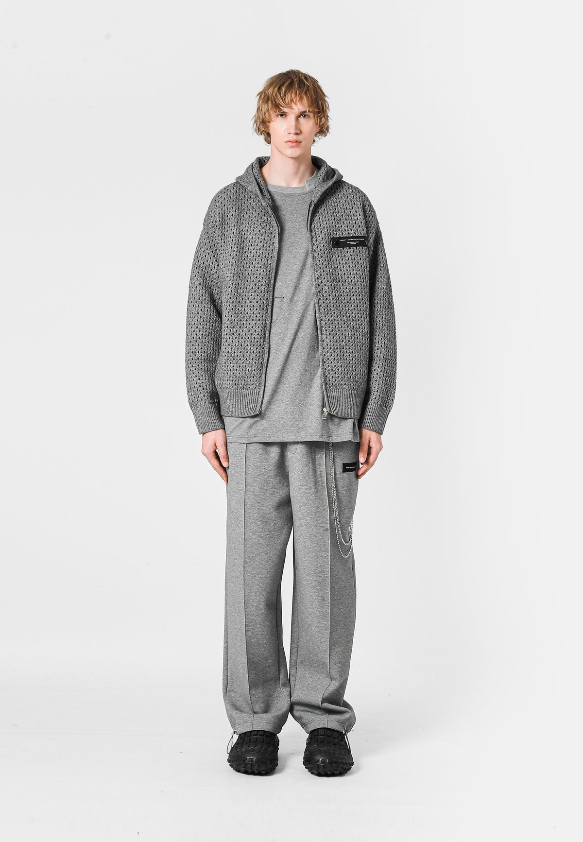 SUDADERA DE PUNTO CON CAPUCHA MWM