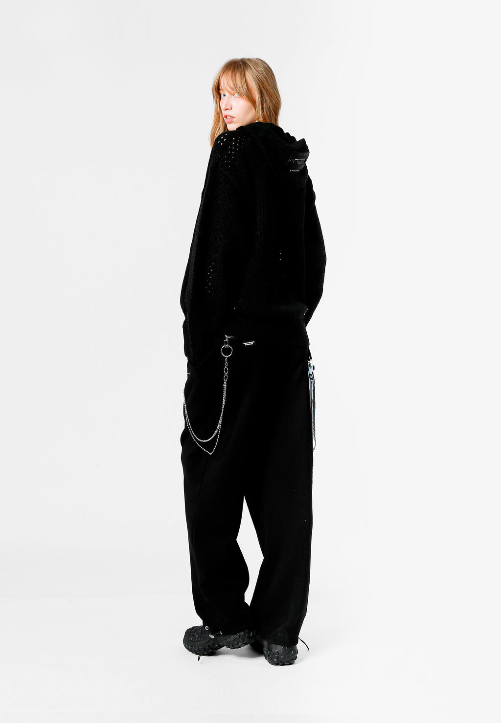 SUDADERA DE PUNTO CON CAPUCHA MWM