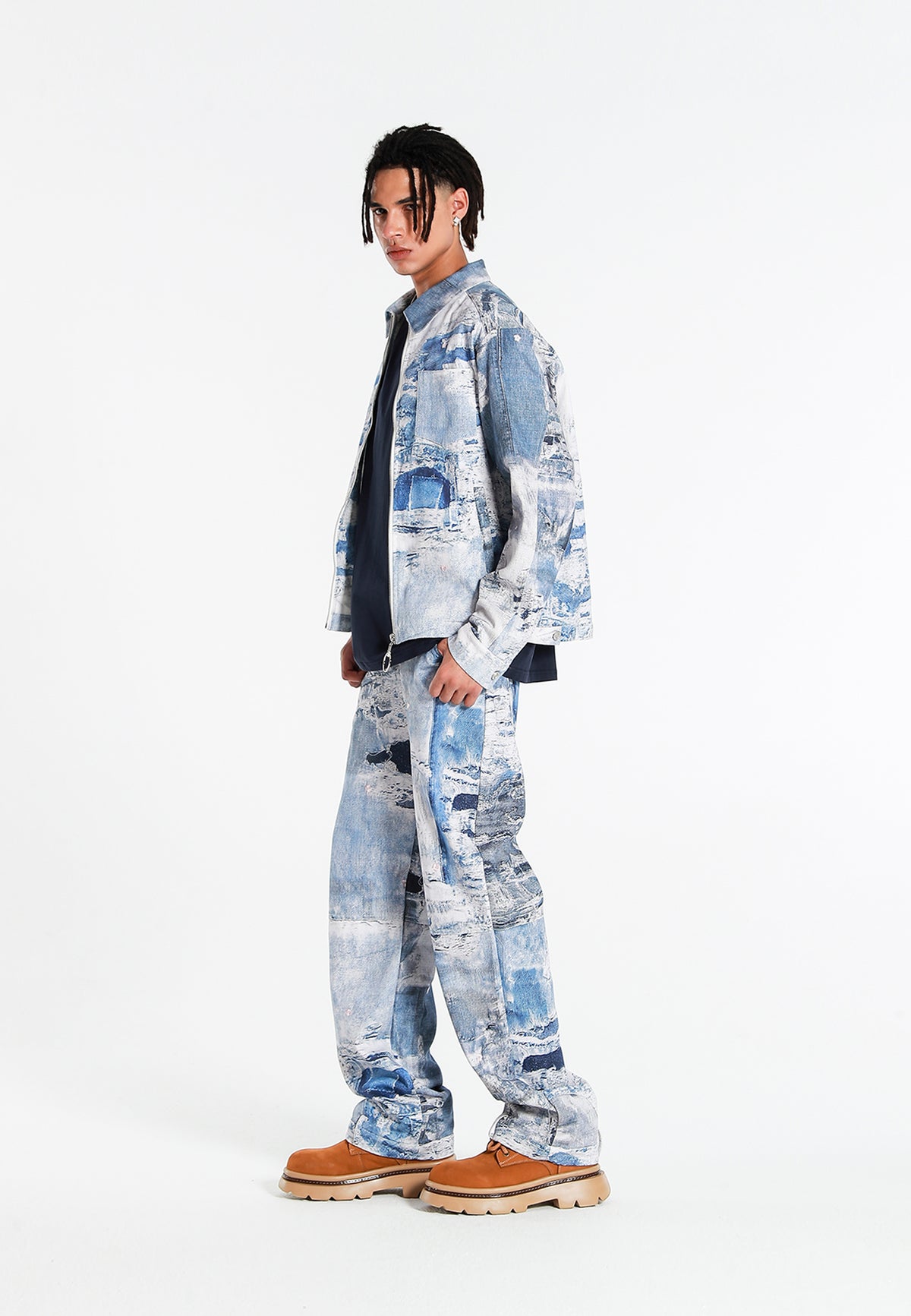 MWM DISTRESSED DENIM JEANS