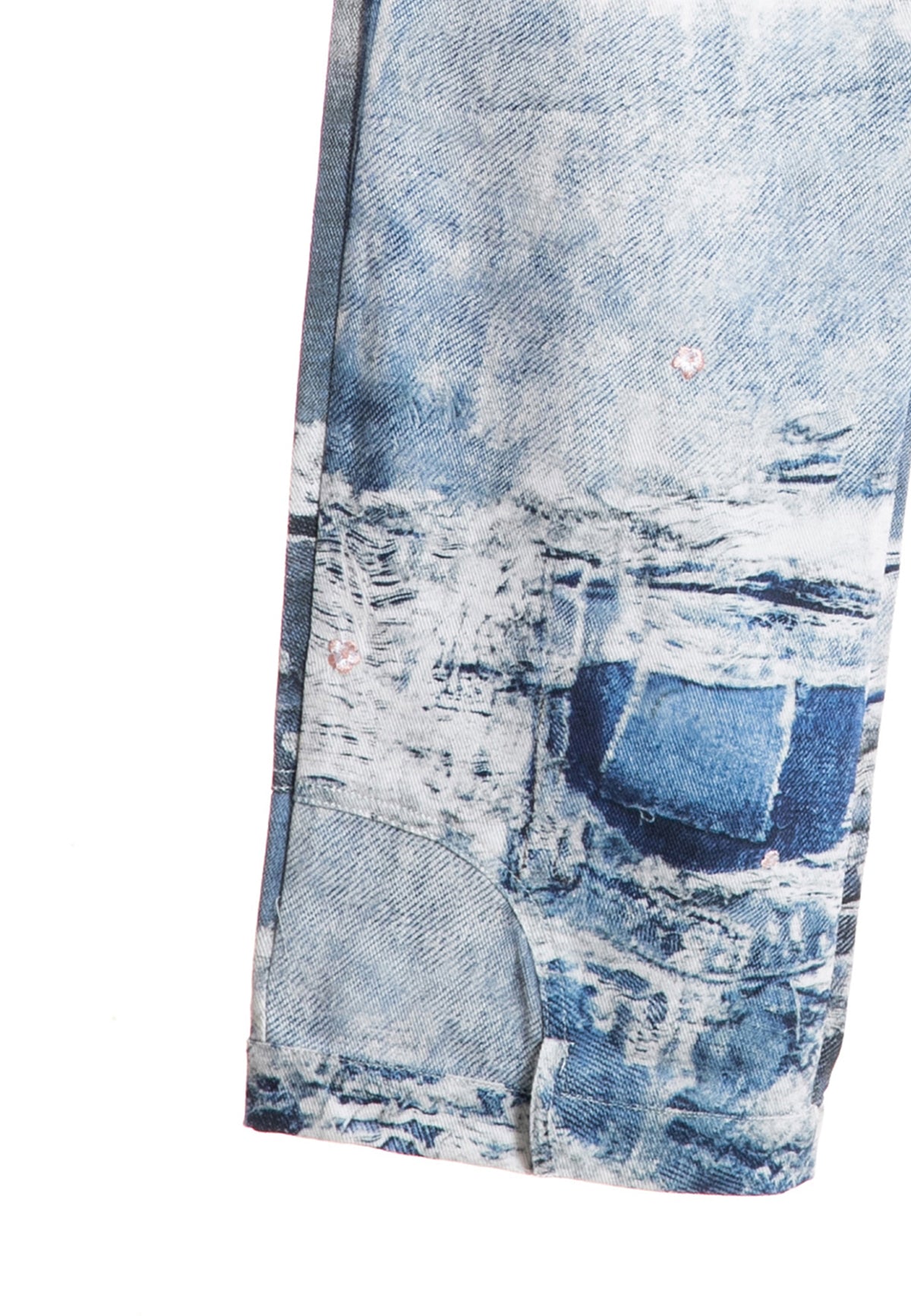 MWM DISTRESSED DENIM JEANS
