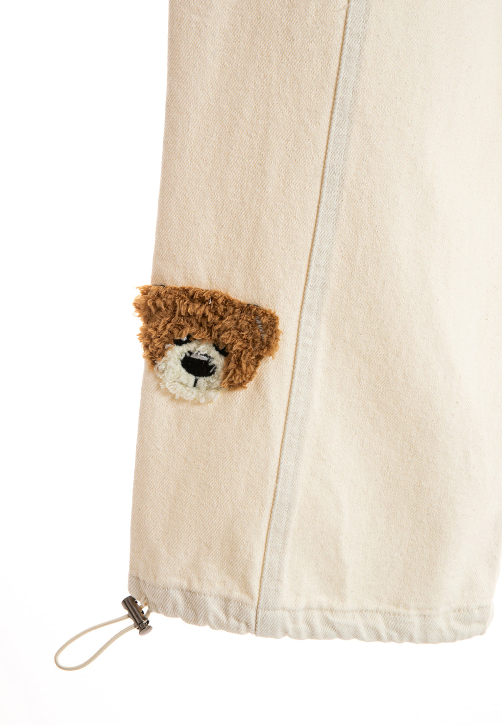 Pantalón con parche de Oso Teddy | MWM
