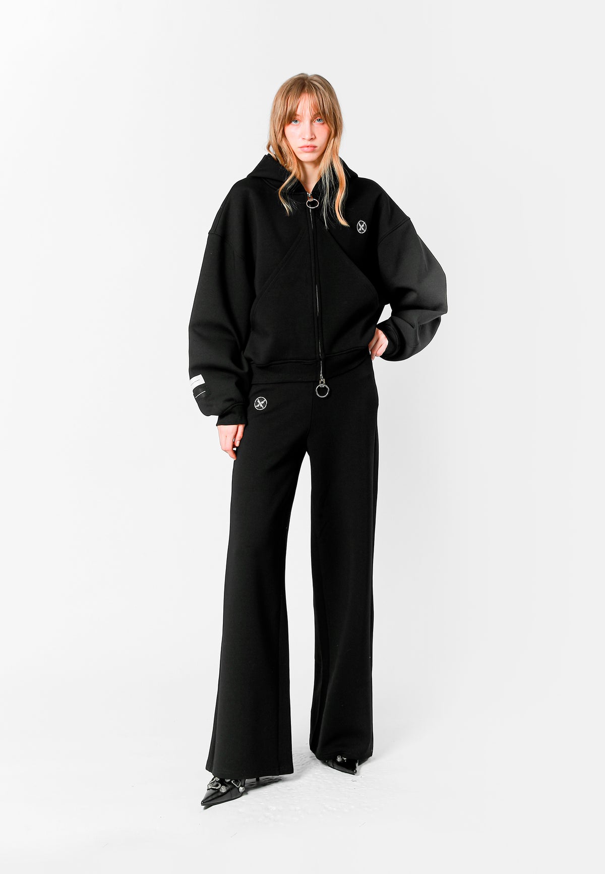 OVERSIZED HOODIE