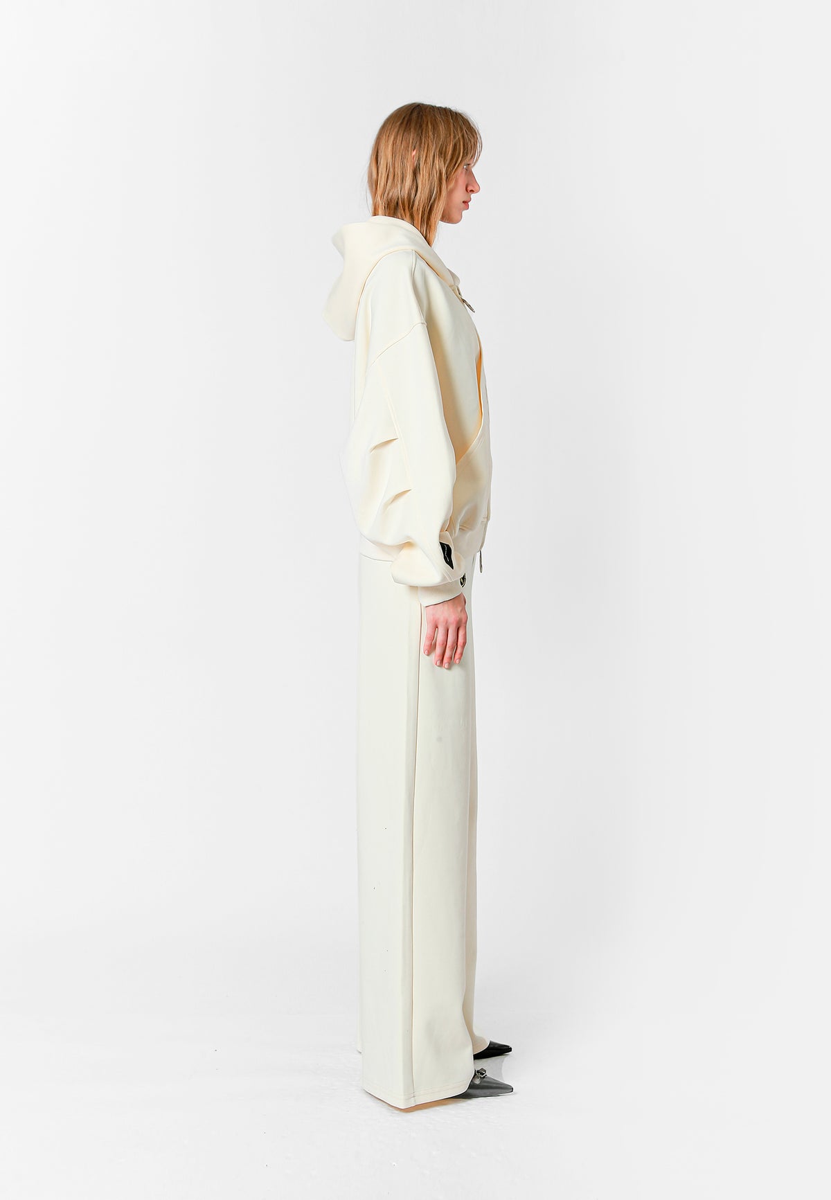 OVERSIZED HOODIE