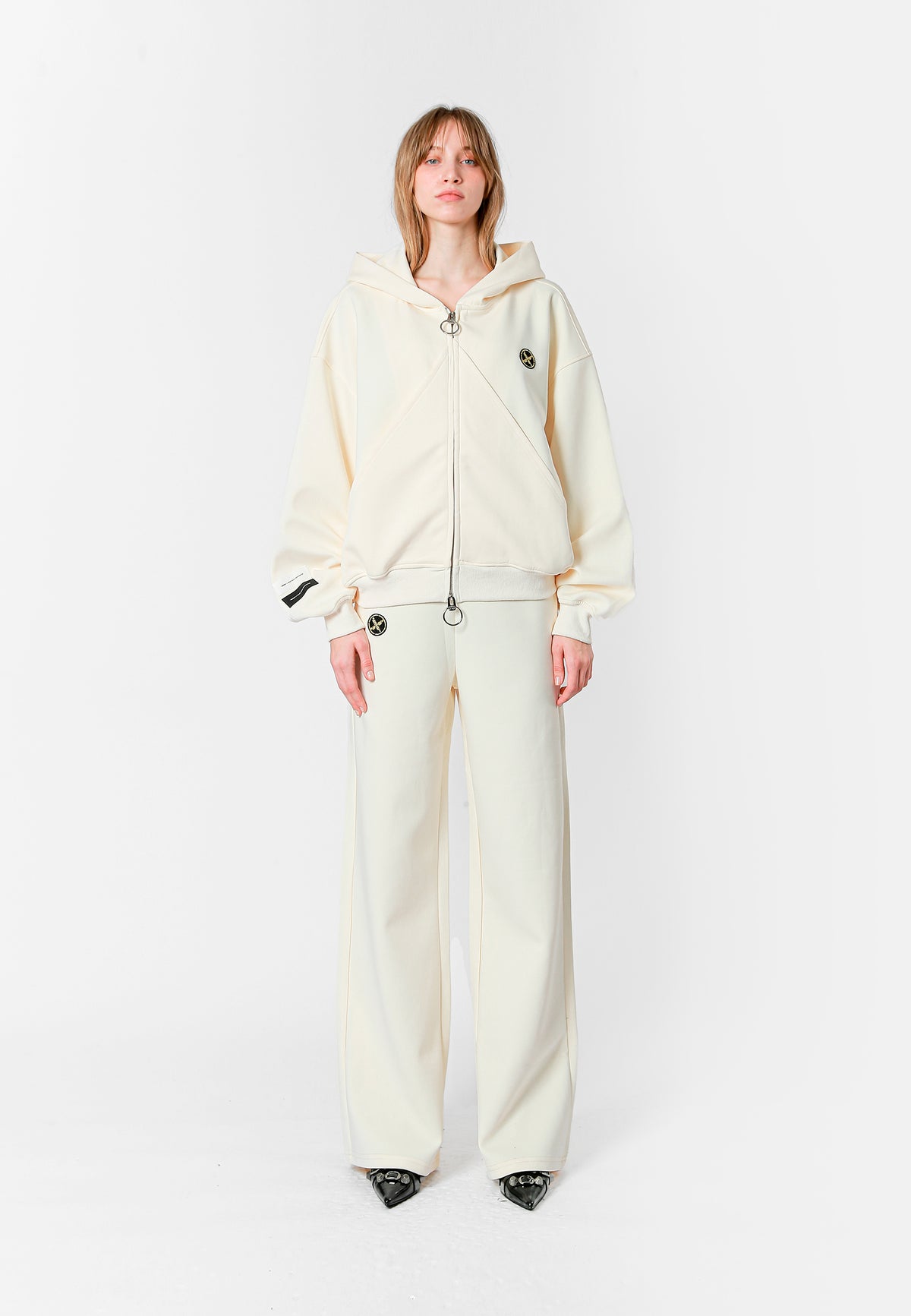 OVERSIZED HOODIE
