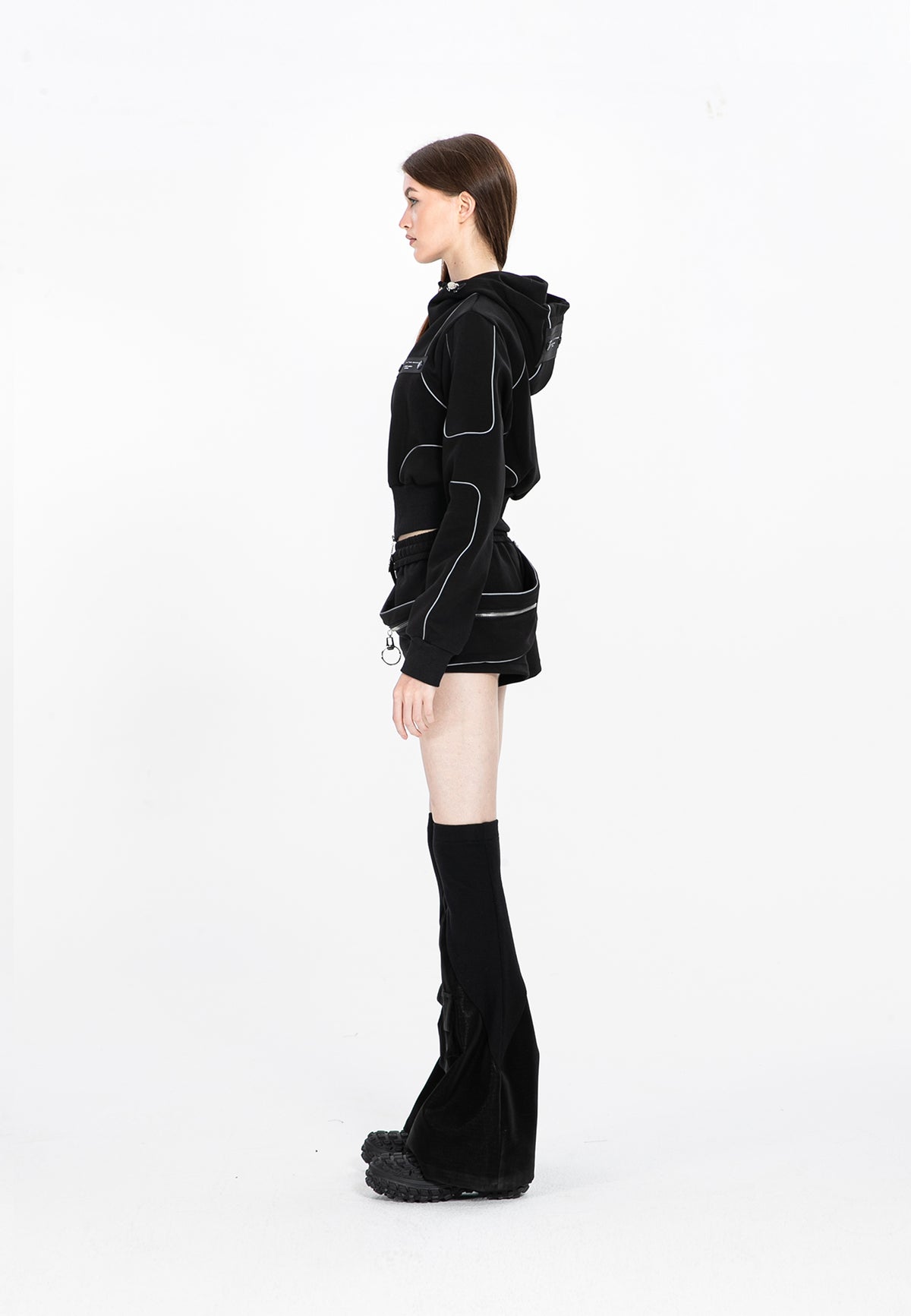 CHAQUETA DEPORTIVA MWM CON DETALLE REFLECTANTE