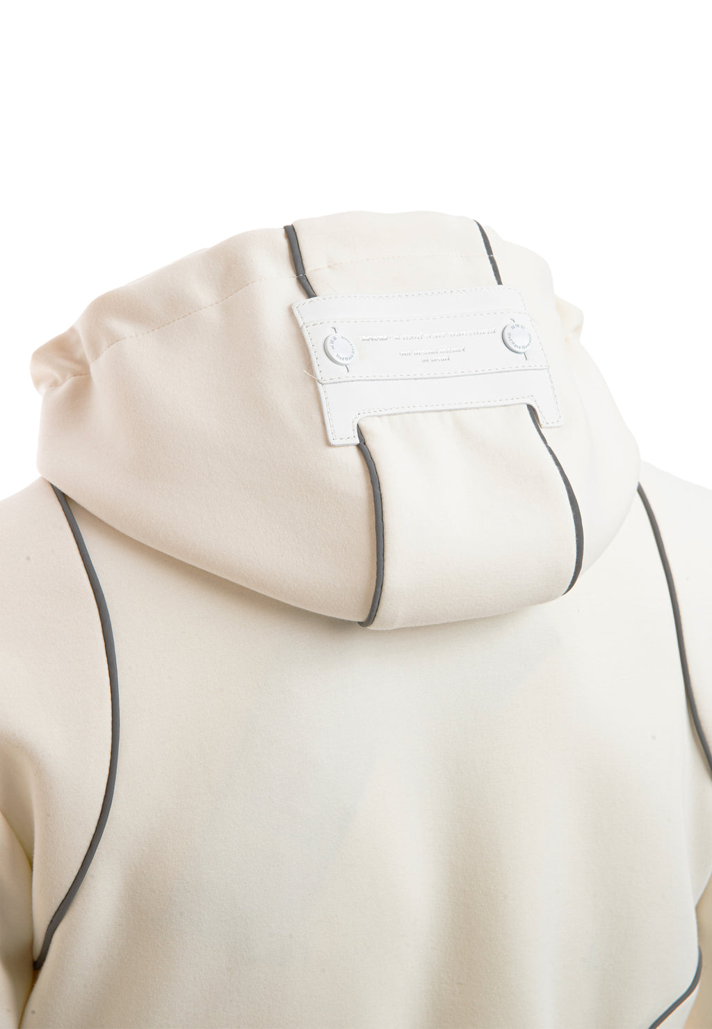 CHAQUETA DEPORTIVA MWM CON DETALLE REFLECTANTE