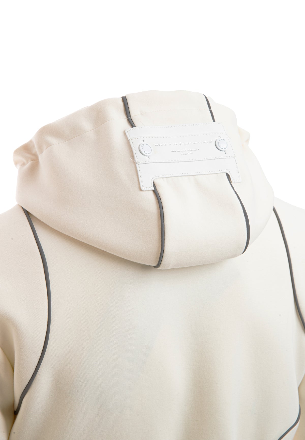 CHAQUETA DEPORTIVA MWM CON DETALLE REFLECTANTE