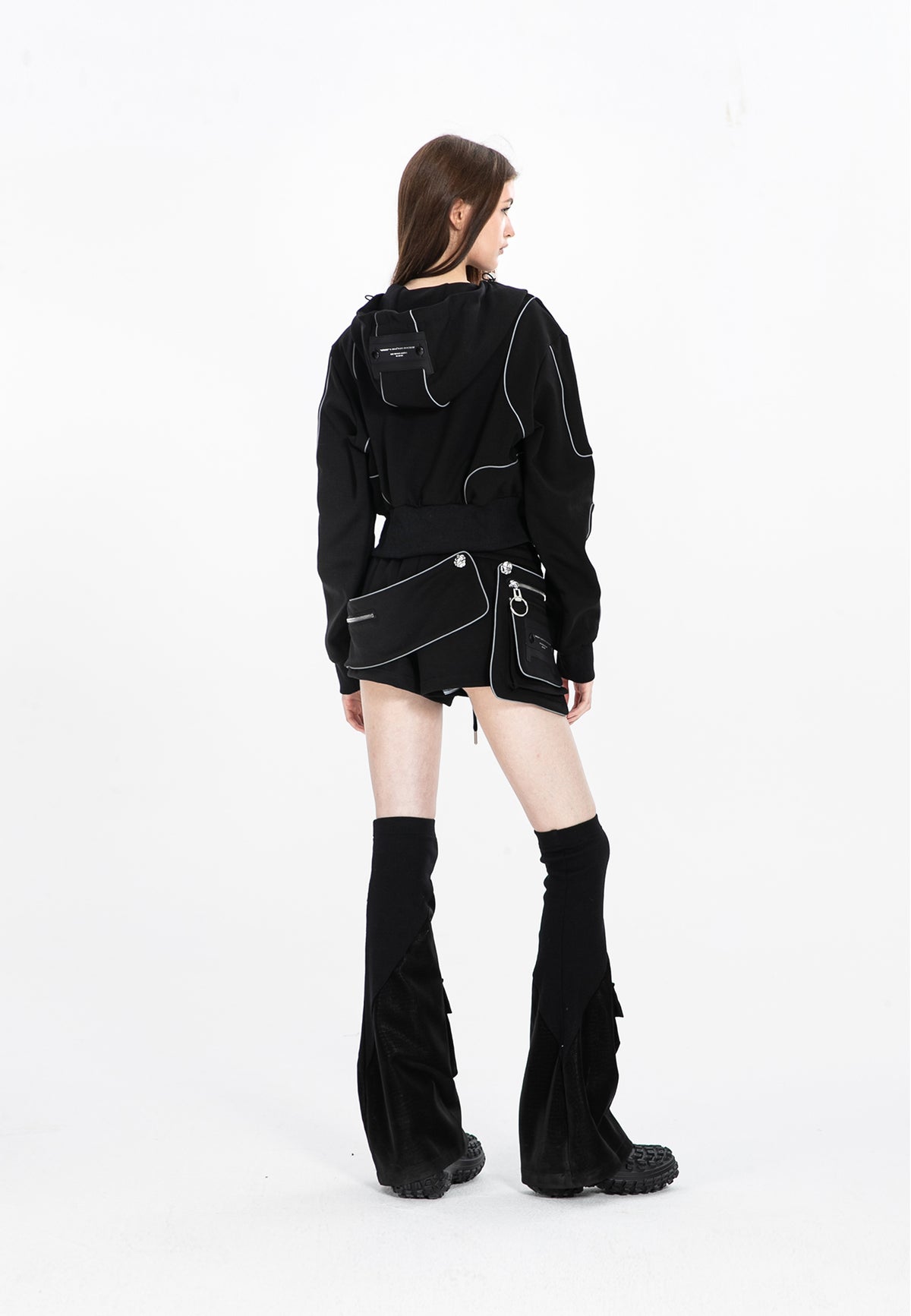 CHAQUETA DEPORTIVA MWM CON DETALLE REFLECTANTE