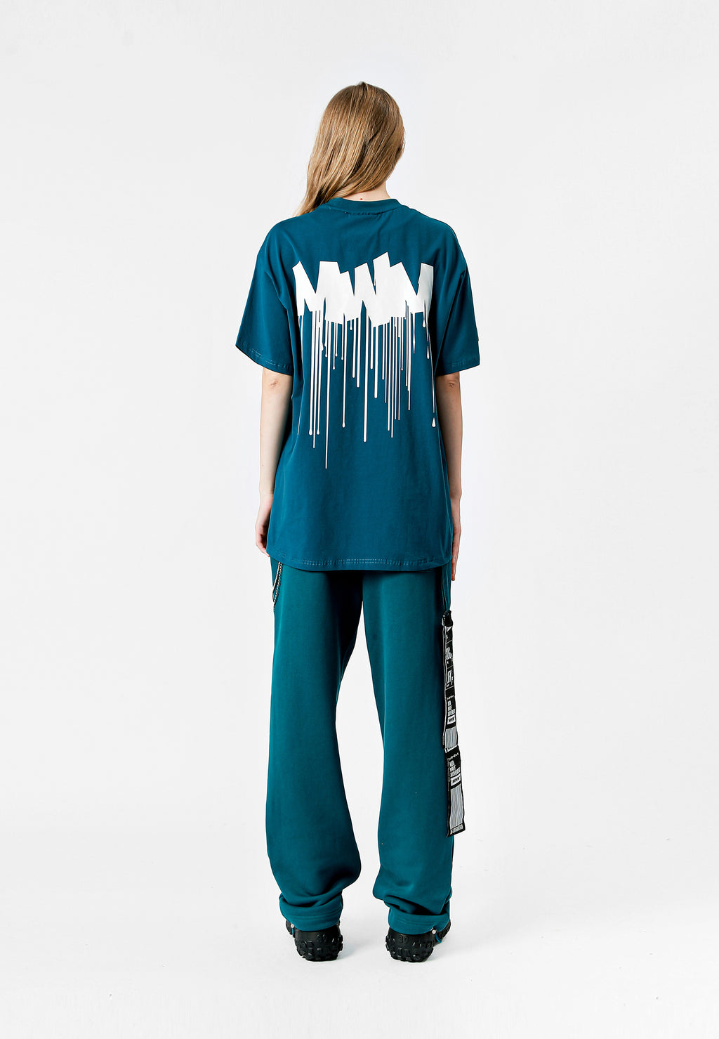 CAMISETA LOGO MWM