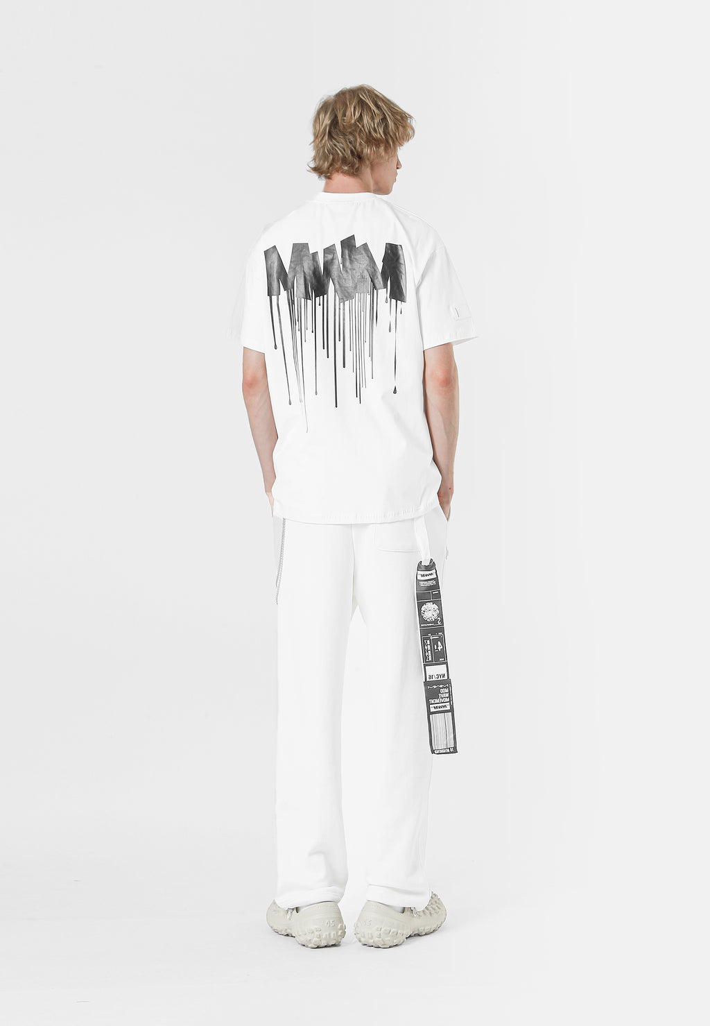 CAMISETA LOGO MWM