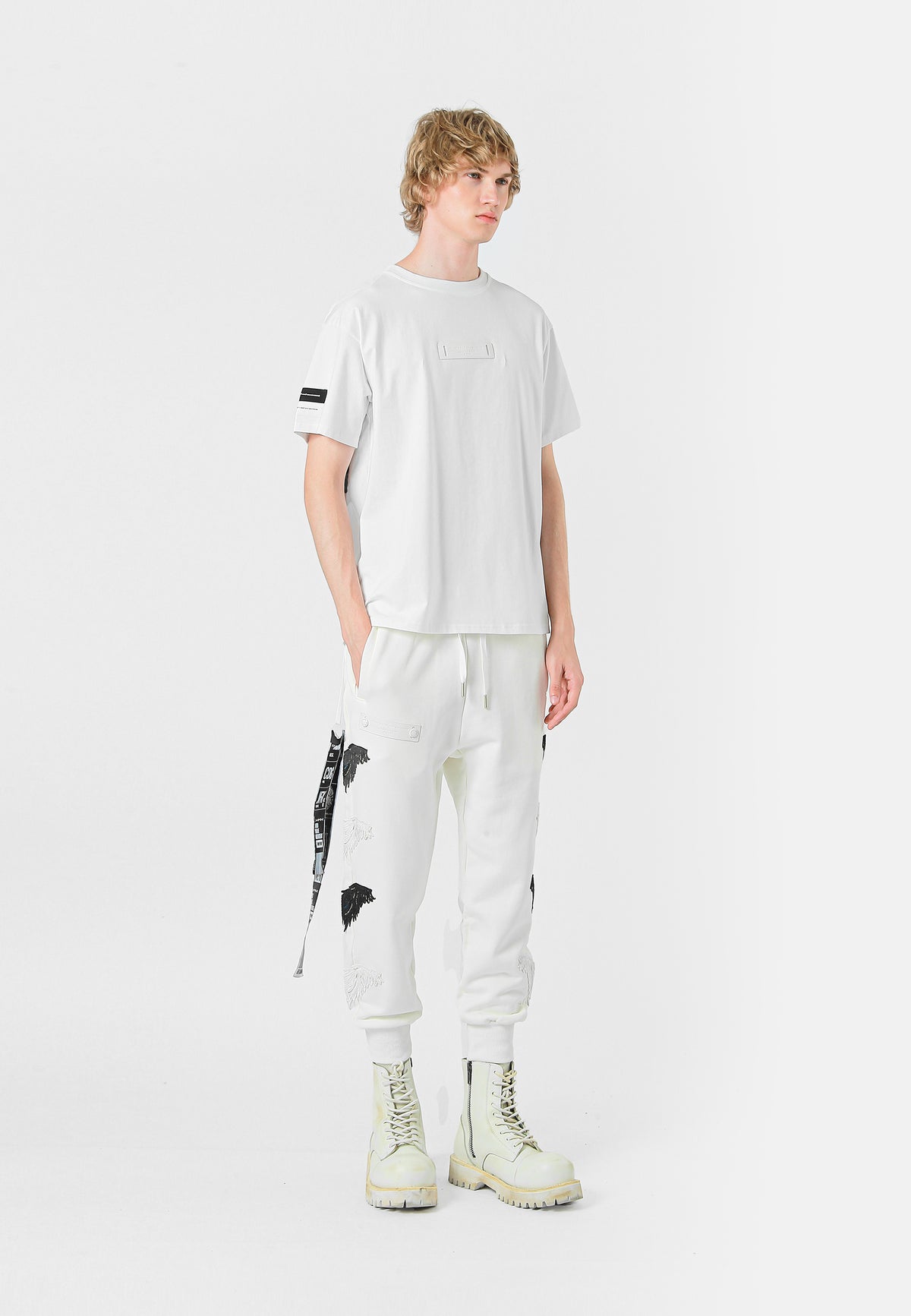 WING T-SHIRT