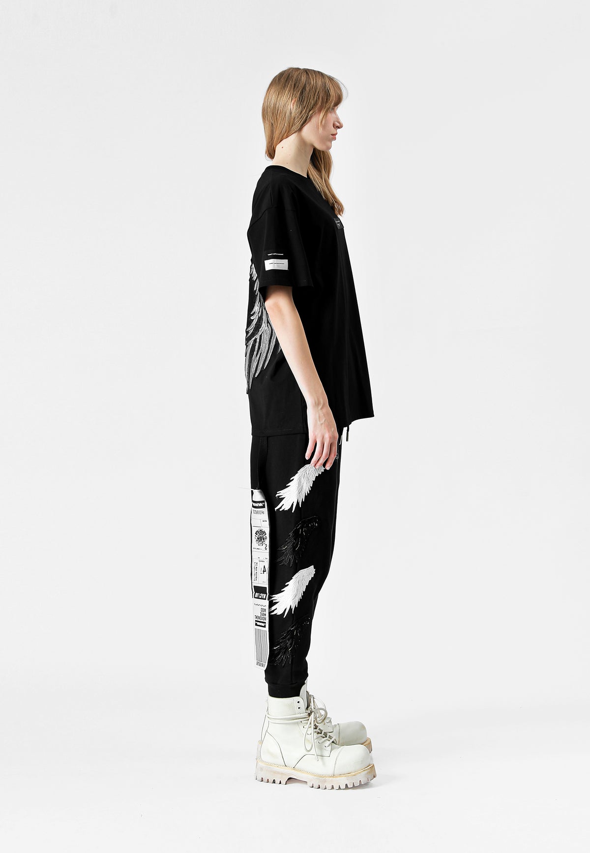 WING T-SHIRT
