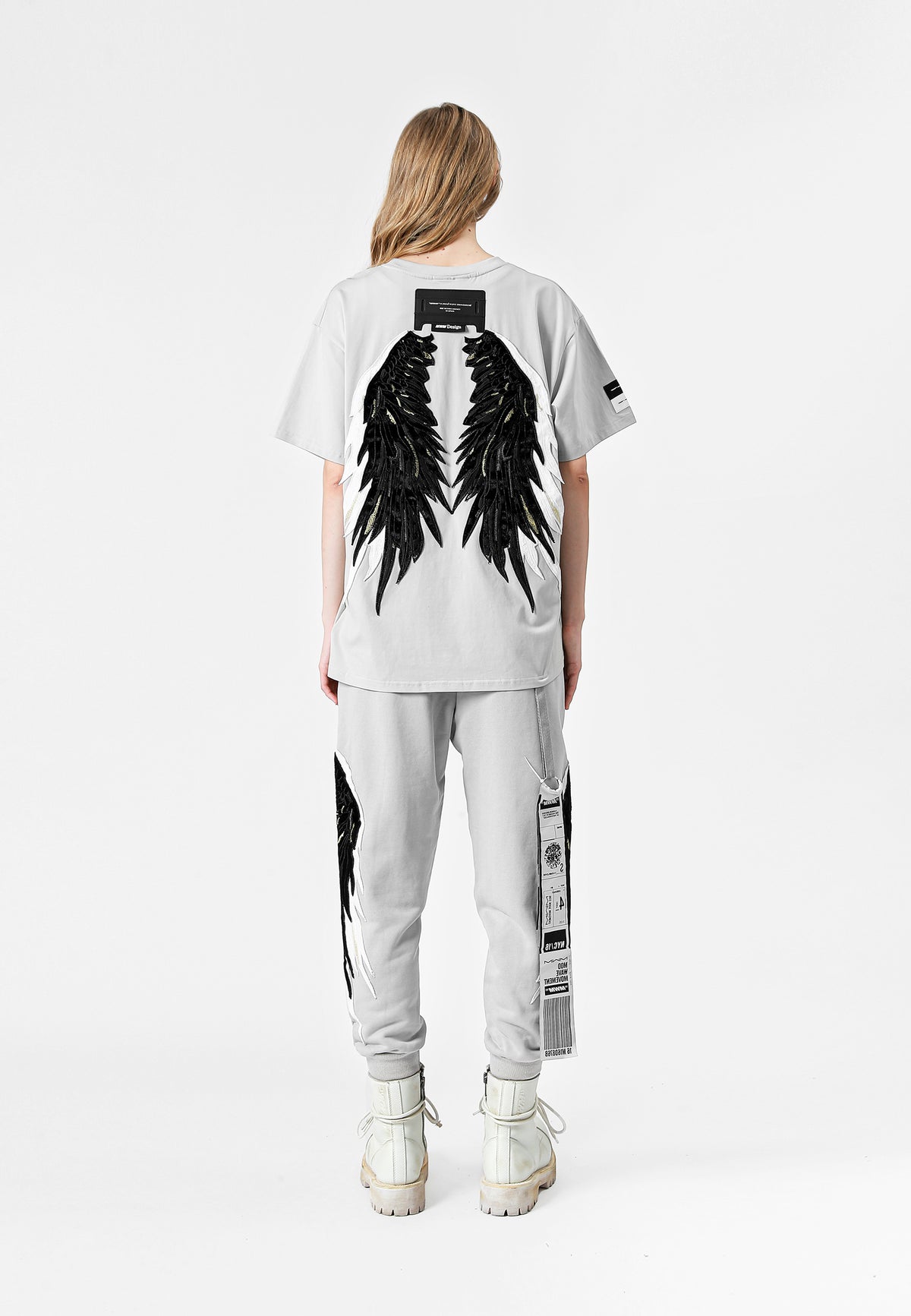 WING T-SHIRT