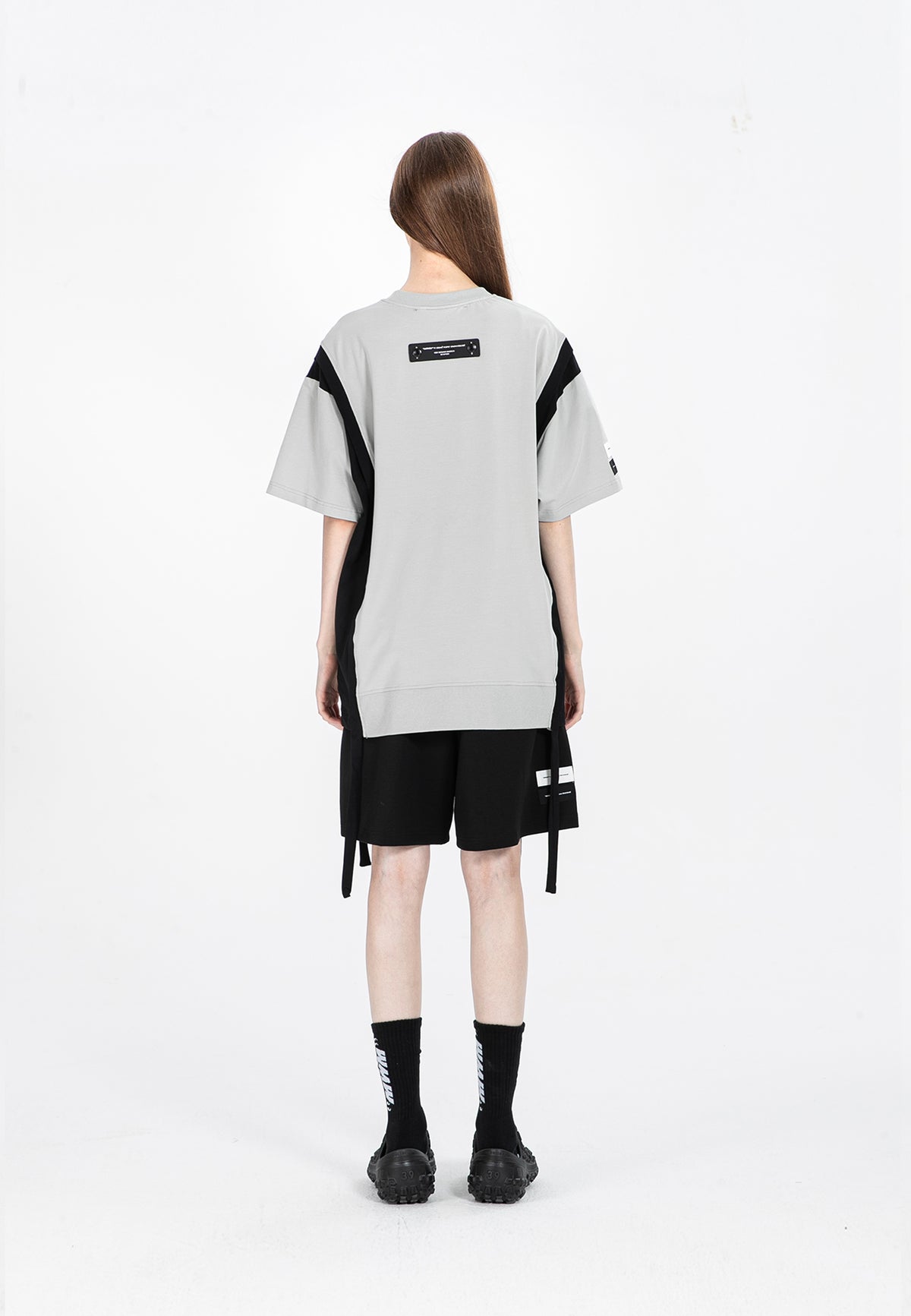 Camiseta bicolor con paneles laterales | MWM