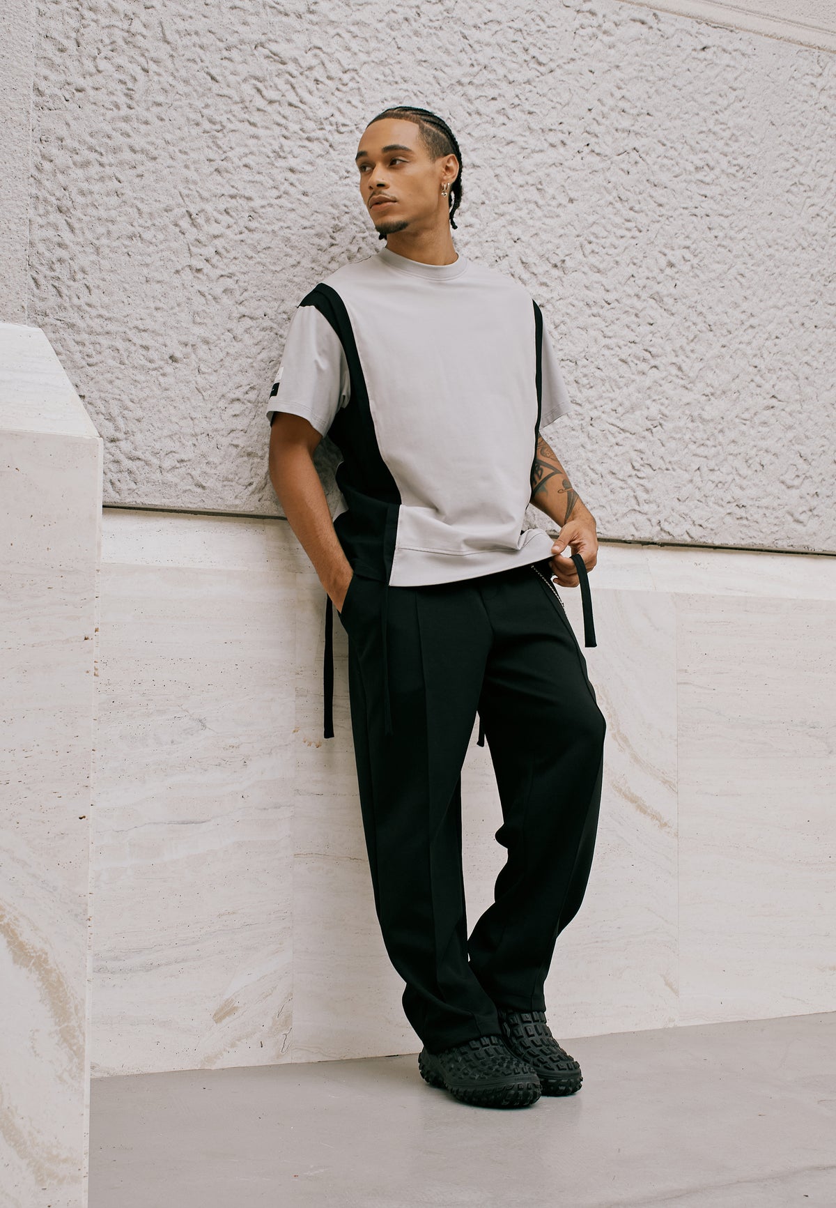 Camiseta bicolor con paneles laterales | MWM