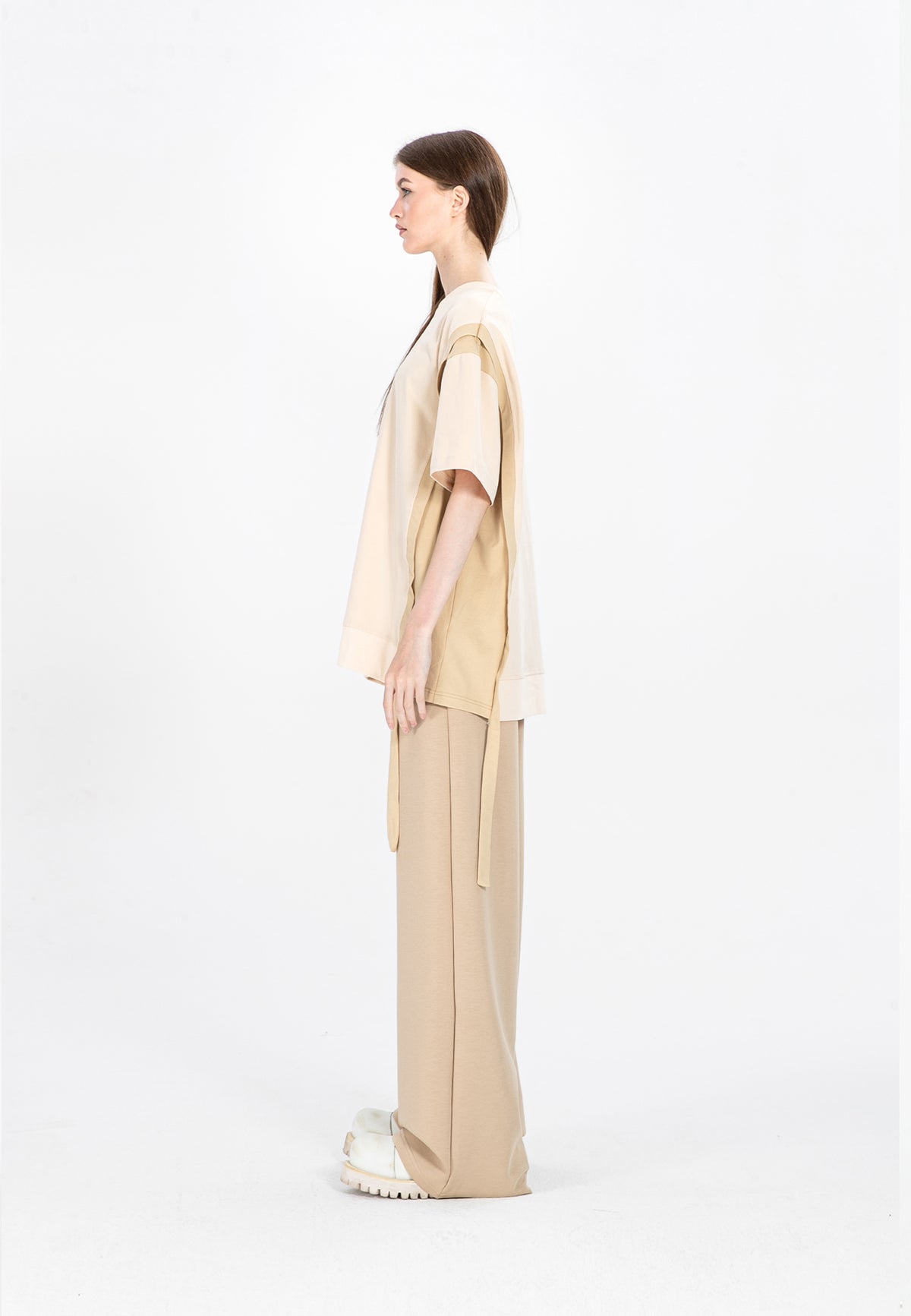 Camiseta bicolor con paneles laterales | MWM